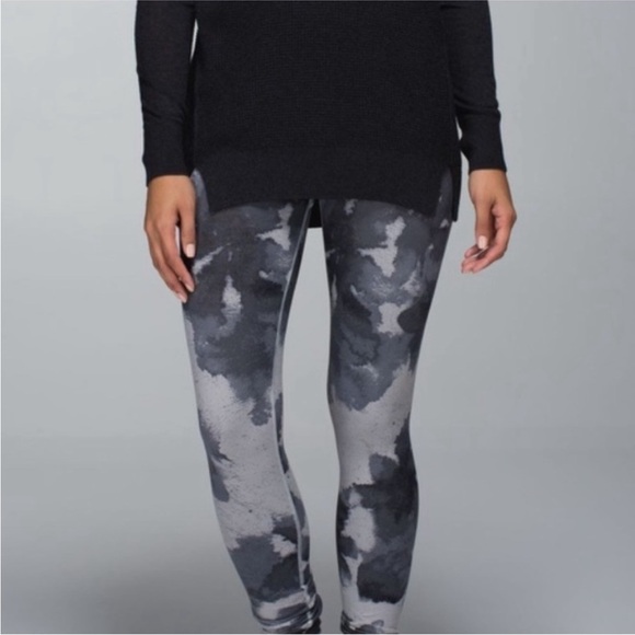 Lululemon Floral Watercolor Wonder Under Leggings - Picture 1 of 7